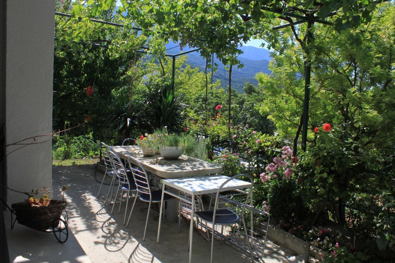 Apartments And Rooms With Parking Space Tucepi, Makarska - 6901 Luaran gambar