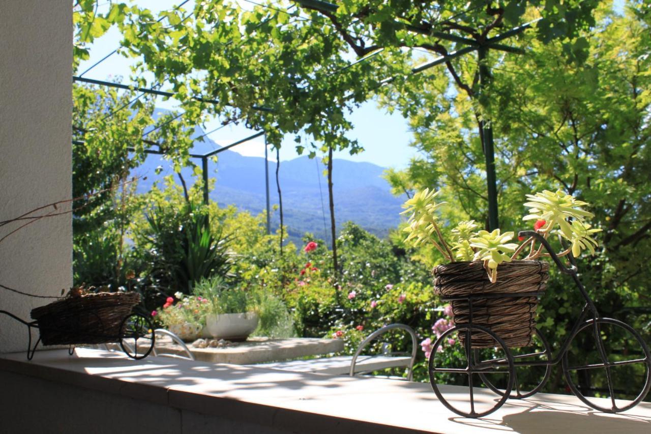 Apartments And Rooms With Parking Space Tucepi, Makarska - 6901 Luaran gambar
