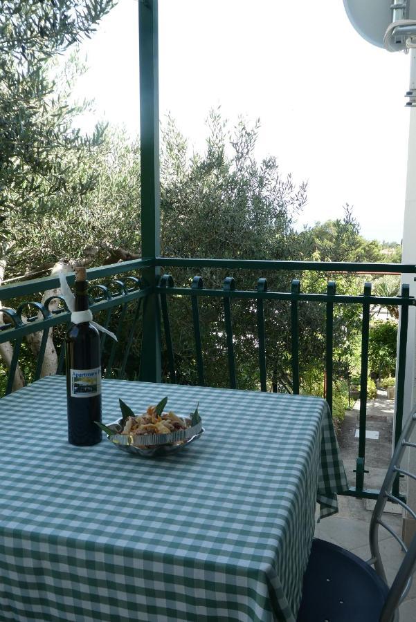 Apartments And Rooms With Parking Space Tucepi, Makarska - 6901 Luaran gambar