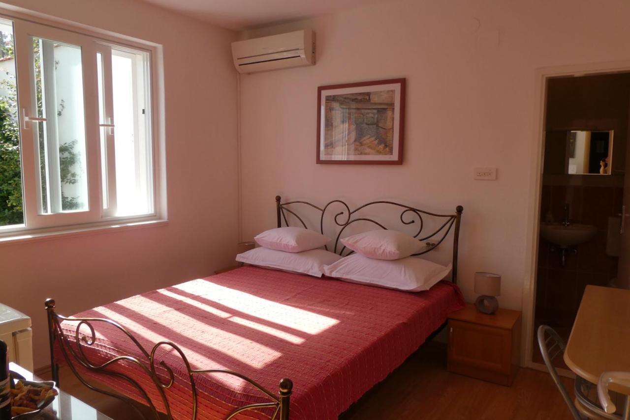 Apartments And Rooms With Parking Space Tucepi, Makarska - 6901 Luaran gambar