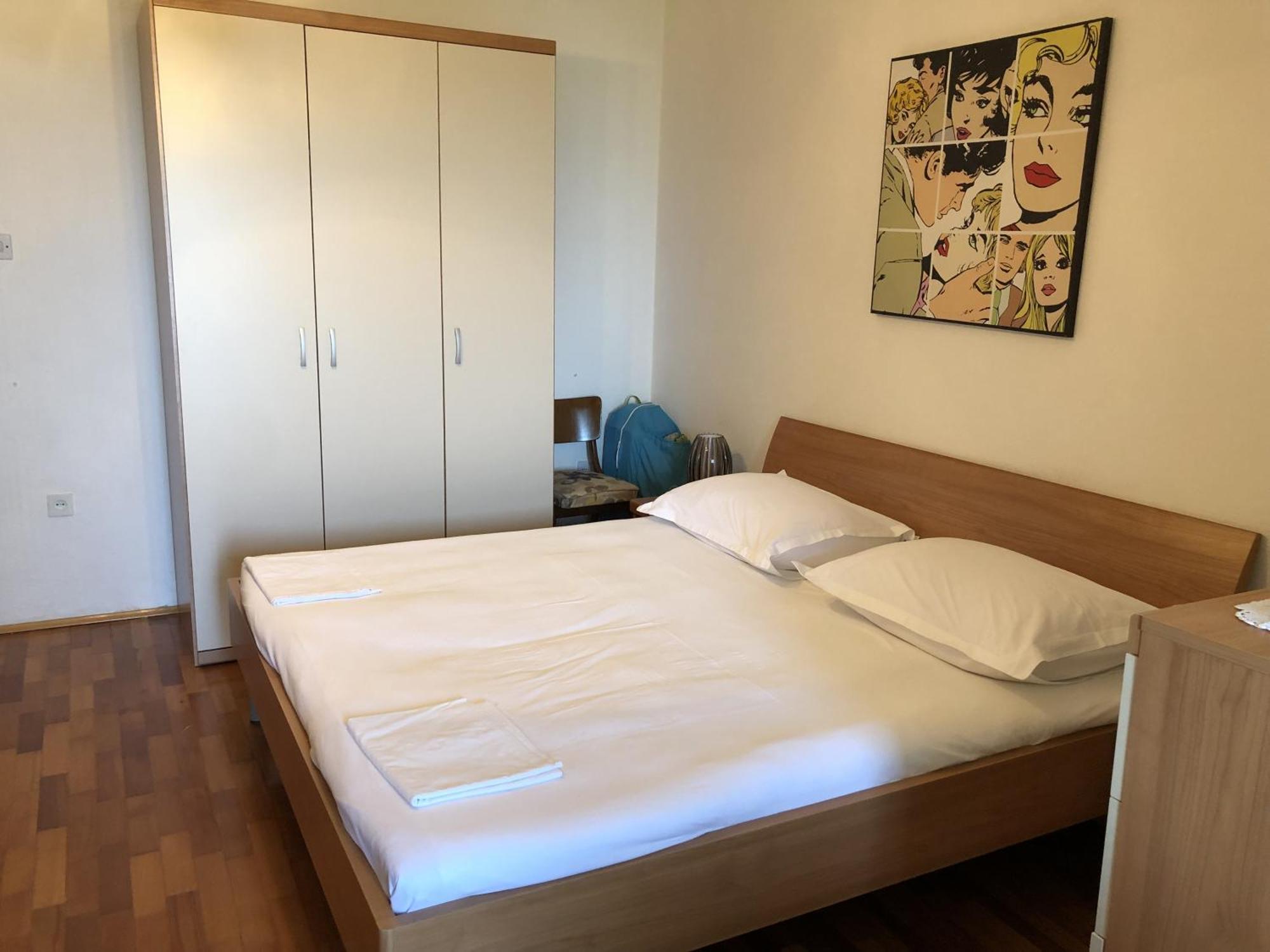 Apartments And Rooms With Parking Space Tucepi, Makarska - 6901 Bilik gambar
